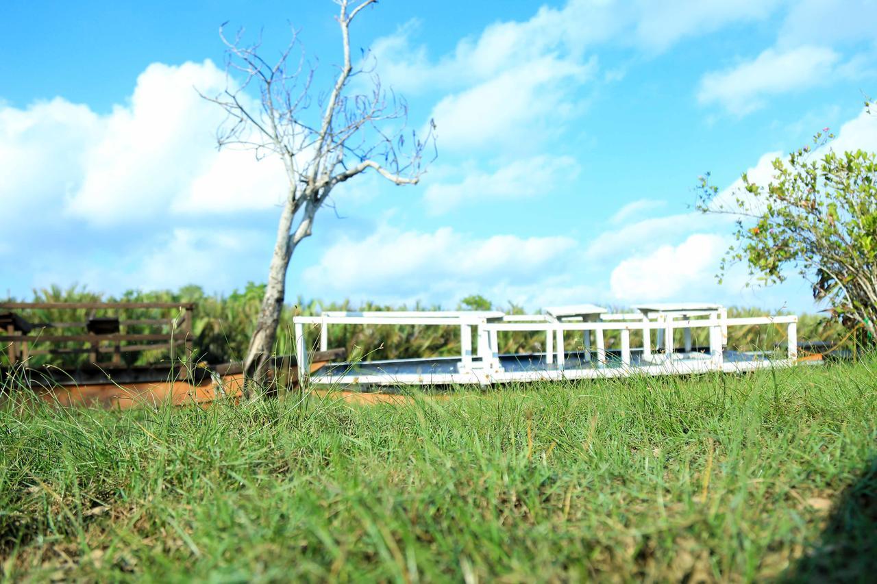 Darwins Beach Resort Tangalle Kültér fotó