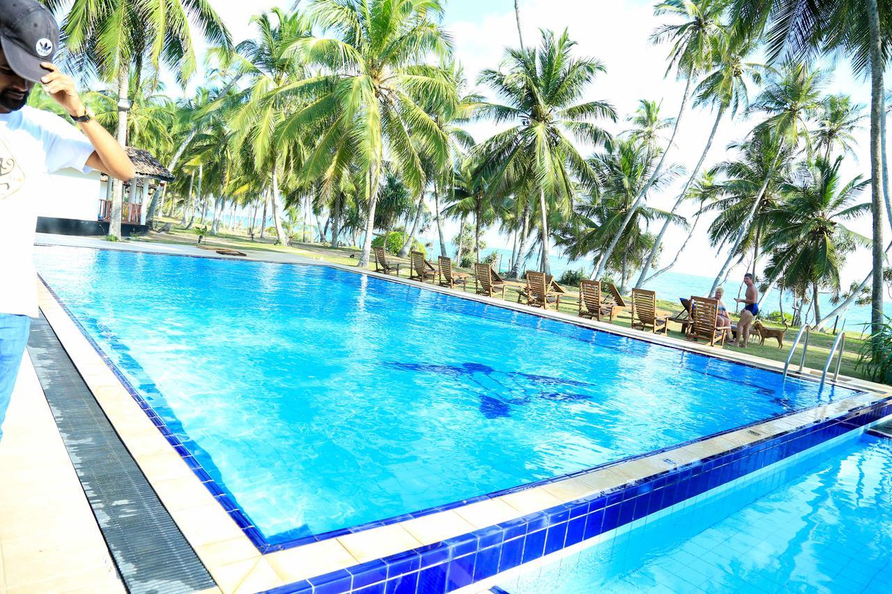 Darwins Beach Resort Tangalle Kültér fotó