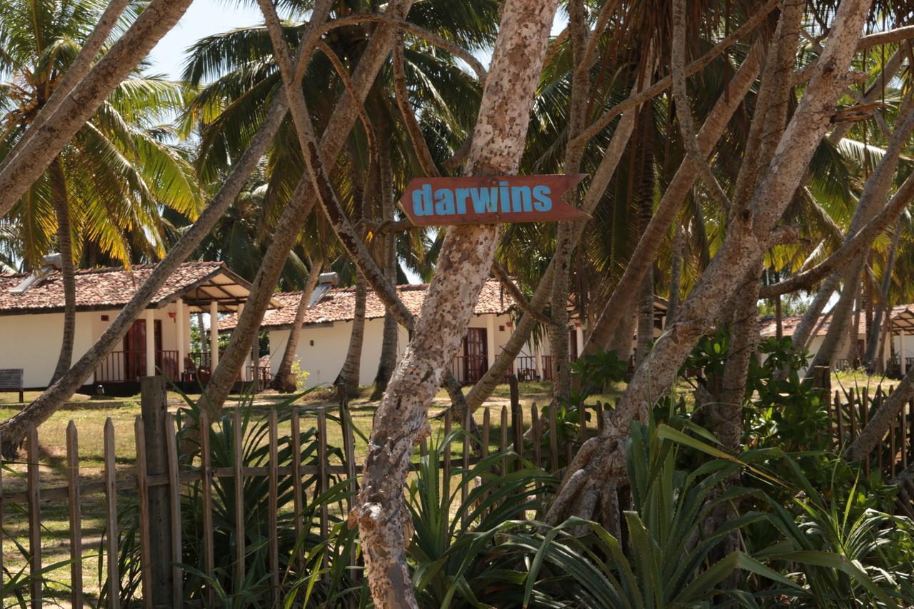 Darwins Beach Resort Tangalle Kültér fotó